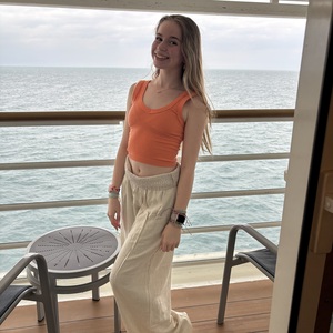 Fundraising Page: Phoebe Schomburg